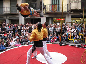 Espectacle de circ a c&agrave;rrec de CIRCO LOS