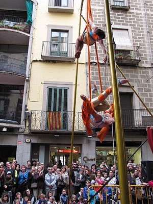 Espectacle de circ a c&agrave;rrec de CIRCO LOS