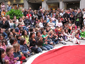 Espectacle de circ a c&agrave;rrec de CIRCO LOS