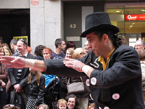 Espectacle de circ a c&agrave;rrec de CIRCO LOS