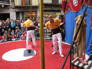 Espectacle de circ a c&agrave;rrec de CIRCO LOS