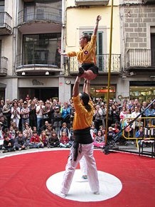 Espectacle de circ a c&agrave;rrec de CIRCO LOS