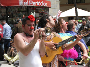 Espectacle de circ a c&agrave;rrec de MABSUTINS