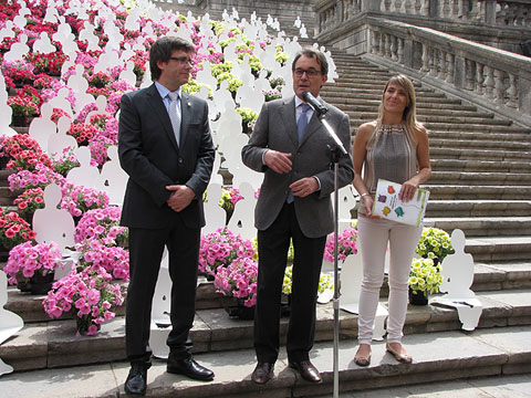 Inauguració de l'edició 59ena de Temps de Flors  a les escales de la Catedral amb el president Artur Mar, l'alcalde de Girona Carles Puigdemont i la regidora Coralí Cunyat, el dissabte 10 de maig 2014