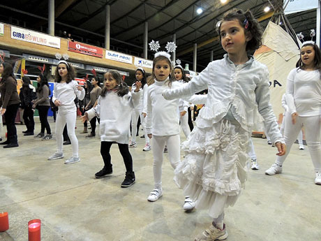 Festes de Nadal 2013. Inauguració pista de gel i tobogan de gel a Fira de Girona