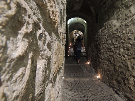 2n Festival Internacional de Mapping de Girona 2015. Escales del carrer de Sant Llorenç