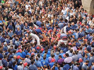 Fires 2015. Diada Castellera de Sant Narc&iacute;s amb Marrecs de Salt, Minyons de Terrassa i Capgrossos de Matar&oacute;