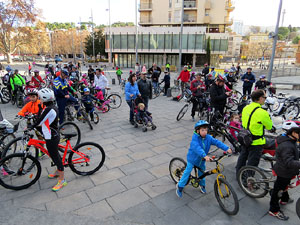 Bicicletada de Reis organitzada pel col·lectiu Moute en bici