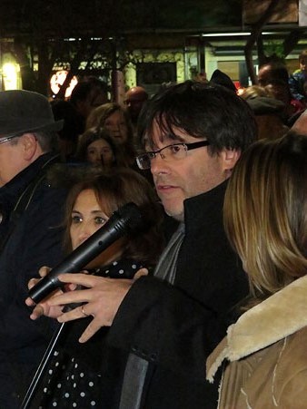 L'alcalde de Girona, Carles Puigdemont, durant l'encesa dels llums de Nadal a la plaça Catalunya
