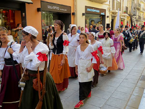VIII Festa Reviu els Setges Napole&ograve;nics de Girona. Desfilada pels carrers del Barri Vell