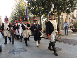 VIII Festa Reviu els Setges Napole&ograve;nics de Girona. Desfilada pels carrers del Barri Vell