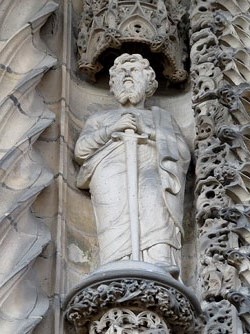 Imatges a l'entrada de la Catedral de Santa Cecília
