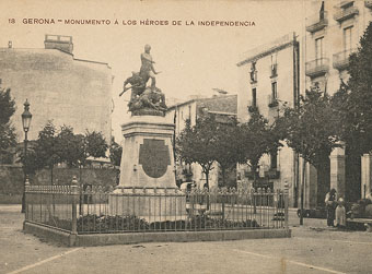 Monument als Defensors de Girona a la plaça de la Independència. 1900
