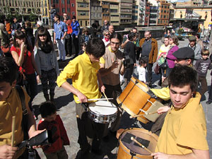 Enllaçats per la Llengua. La cercavila