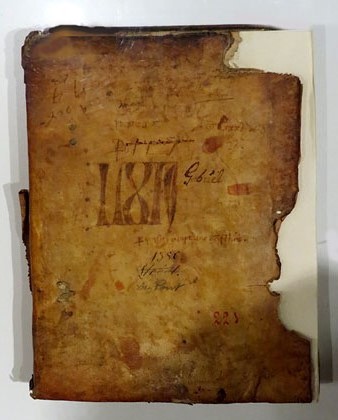 Llibre del notari Pere Despont de 1386-1387, conservat a lArxiu Històric de Girona, que conté informació sobre la primera consulta que hi va haver trenta anys abans