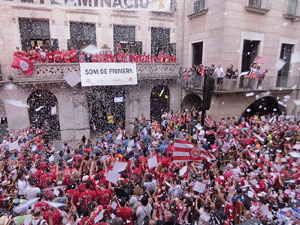 Ascens del Girona FC i el Bàsquet Girona. Rebuda a la plaça del Vi