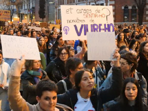 Commemoració del Dia de la Dona 2023 a la plaça de l'U d'octubre de 2017