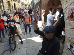 Manifestació contra l'acte de la Fundació Princesa de Girona