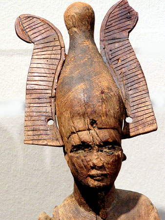 El déu Osiris. Fusta. Baixa època (715-332 aC)